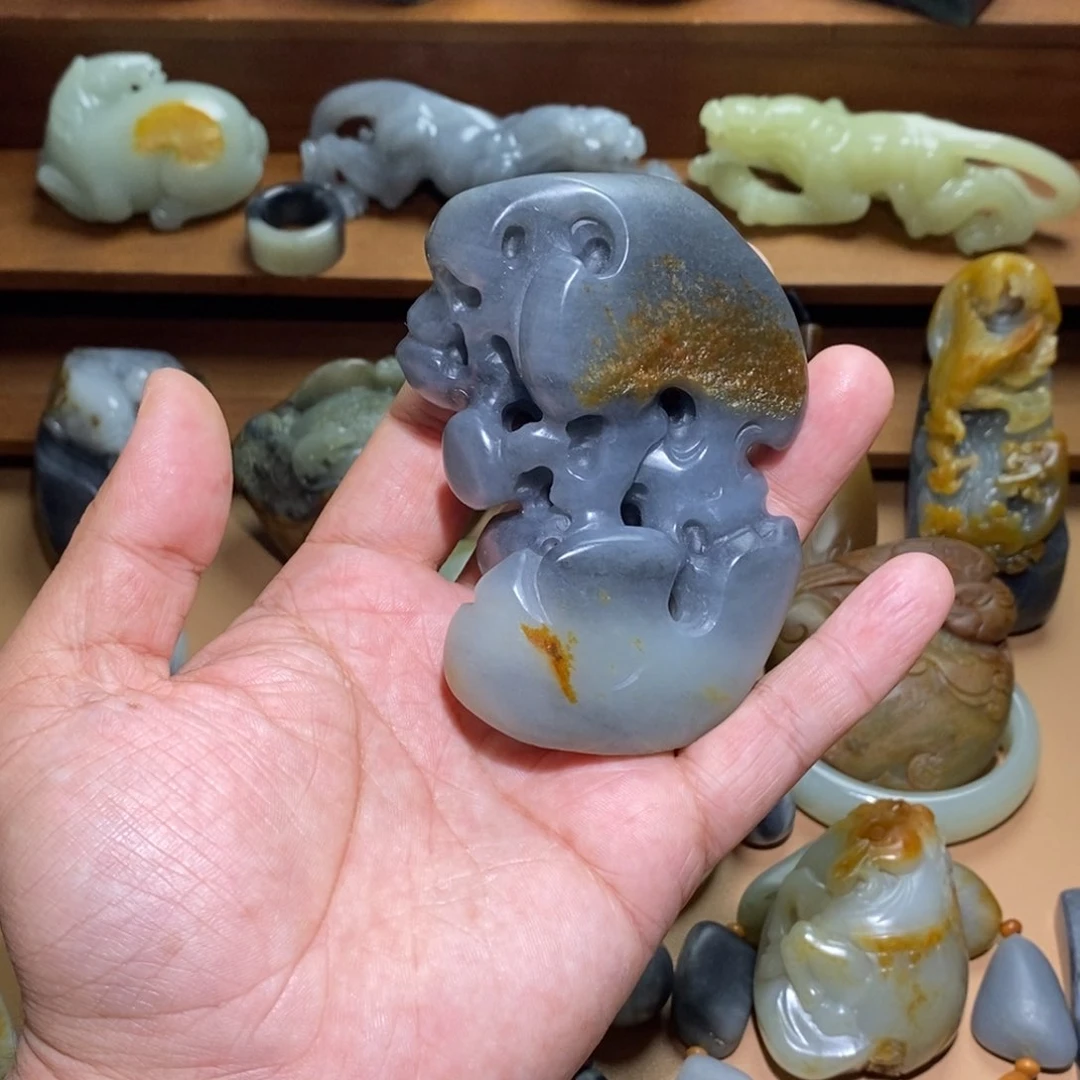 未镶嵌和田玉摆件