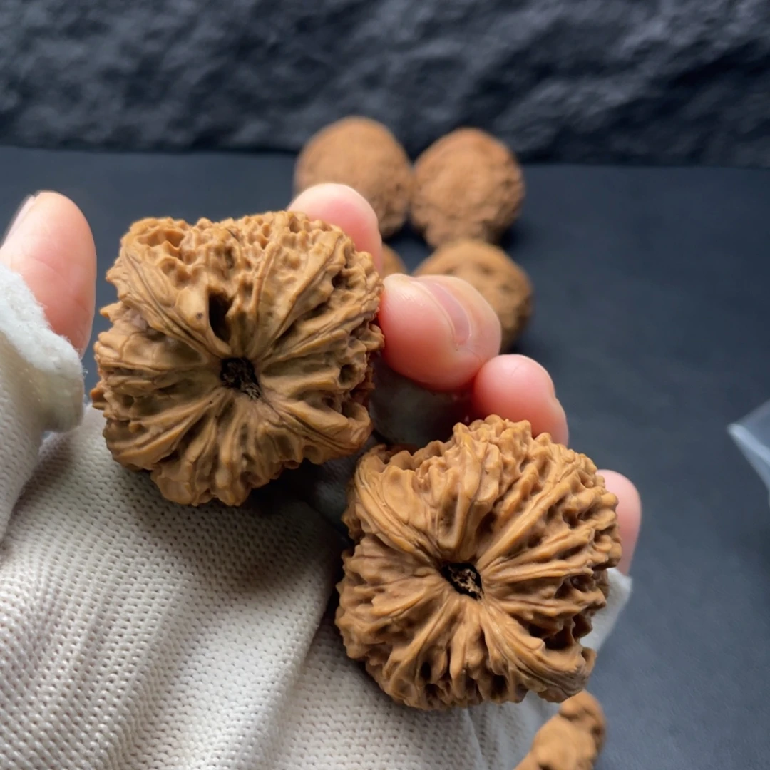 倆***ʔ文玩核桃吊坠南疆石