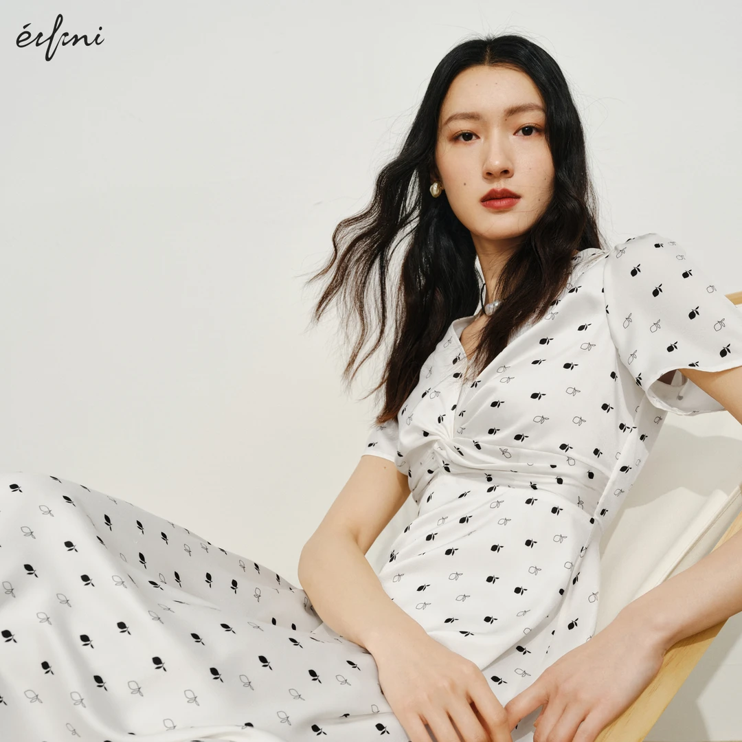 【女装优选WH】伊芙丽女士优雅时尚连衣裙1F4490681