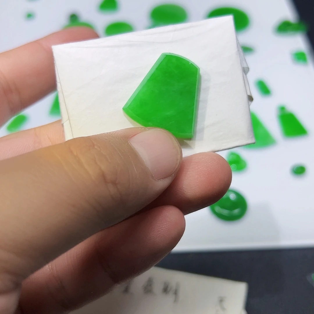 裸石翡翠天然缅甸A货翡翠