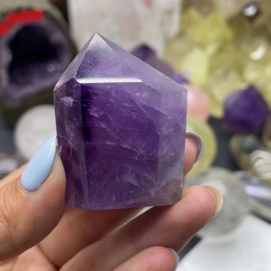 水晶珠宝半成品未镶嵌75紫水晶柱