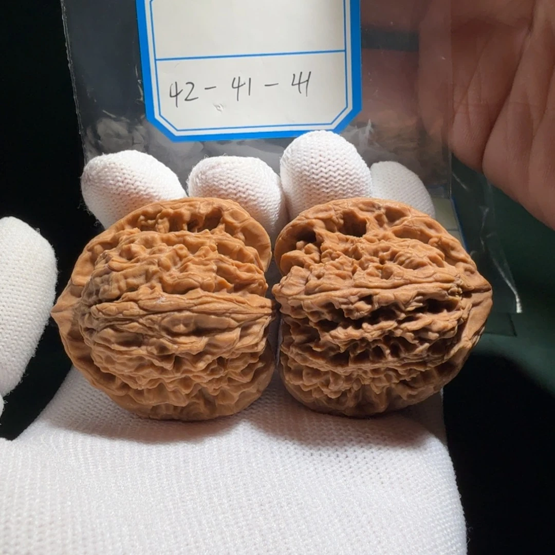 文玩核桃吊坠南疆13