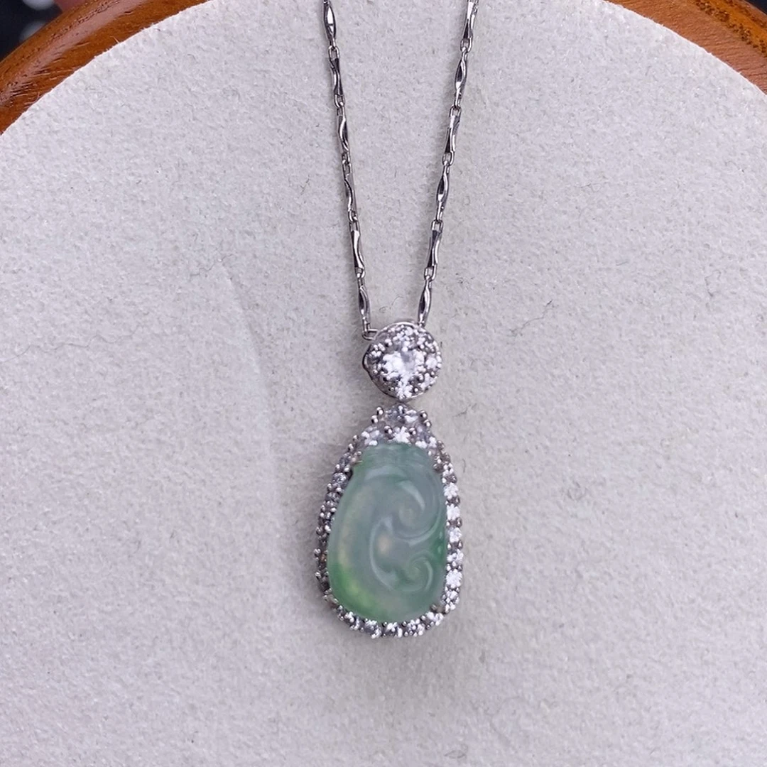 翡翠银S925镶嵌颈饰