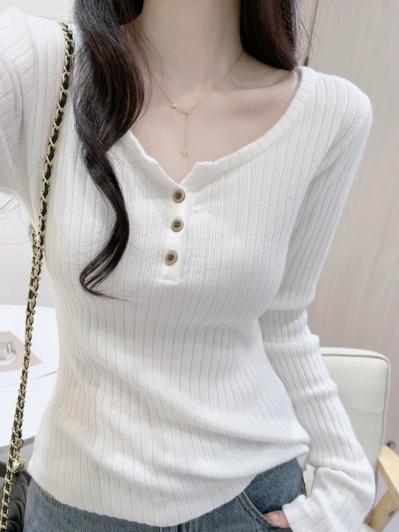 气质白色长袖针织衫女秋冬新款内搭打底衫小个子显瘦短女上衣毛衣