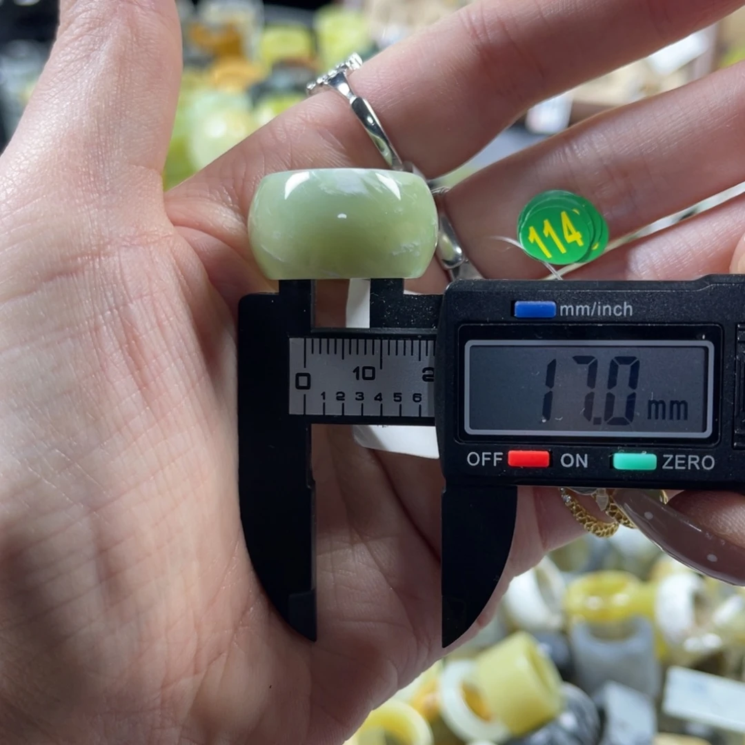 蛇纹石玉合金戒指
