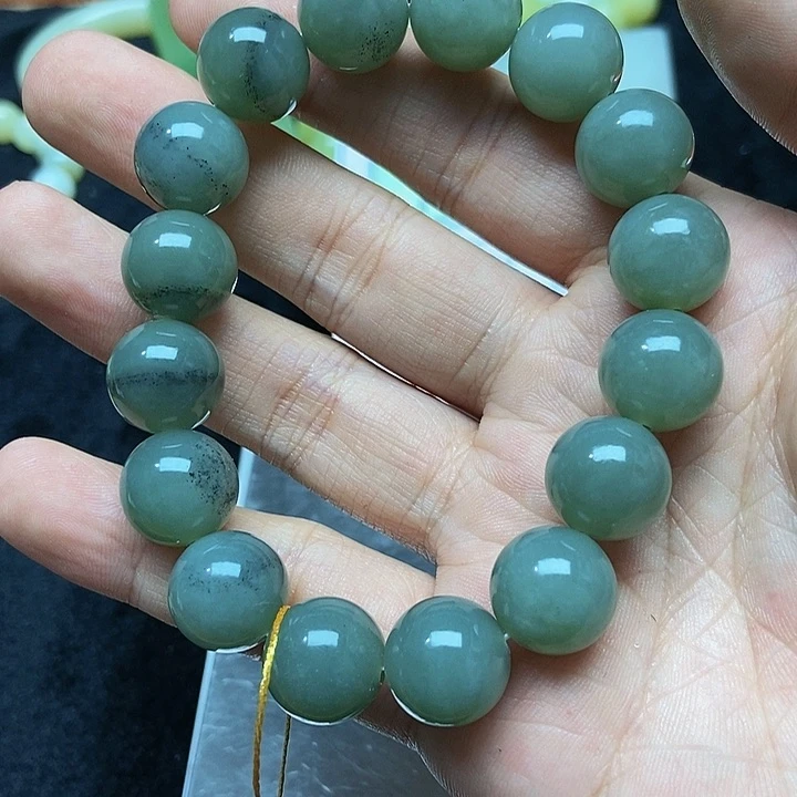 和田玉颈饰未镶嵌强****下