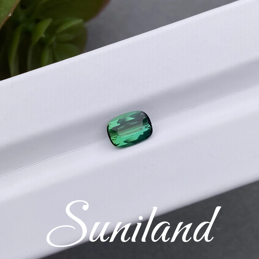 G459-2.01ct垫形精切森林绿色碧玺6.3*8.7mm