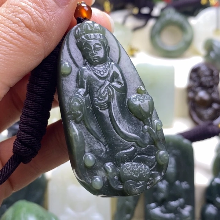 和田玉未镶嵌颈饰