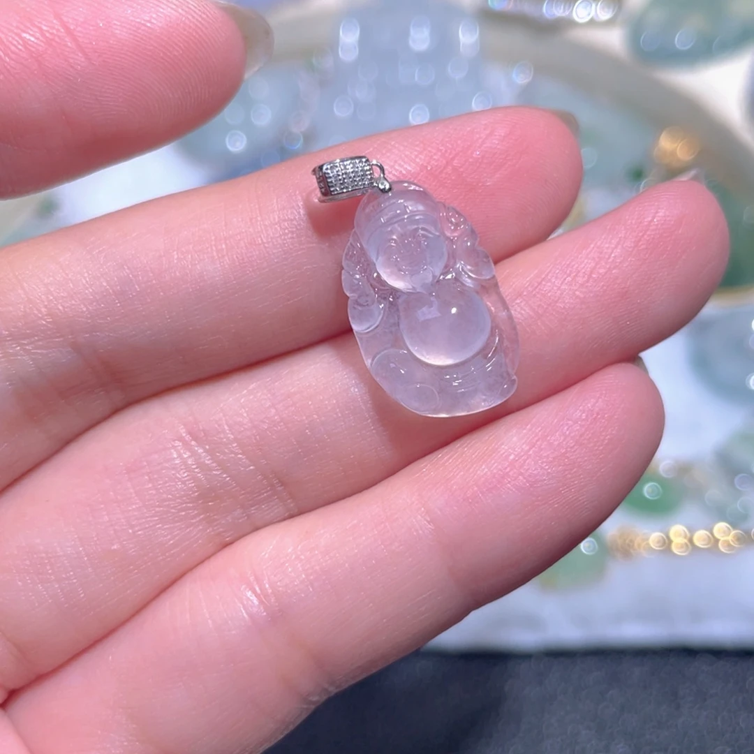 翡翠18K金镶嵌颈饰翡翠