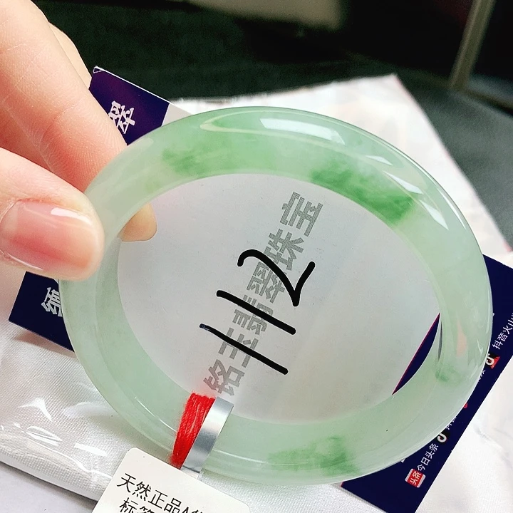 翡翠未镶嵌手镯缅甸天然a货翡翠手镯