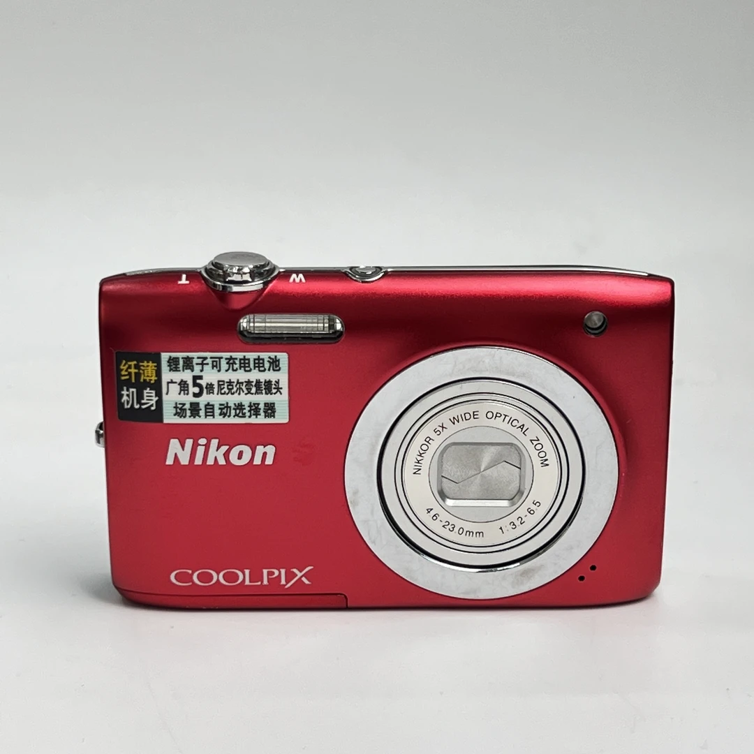 95新 Nikon/尼康 s2600红色1400万像素5倍变焦复古ccd