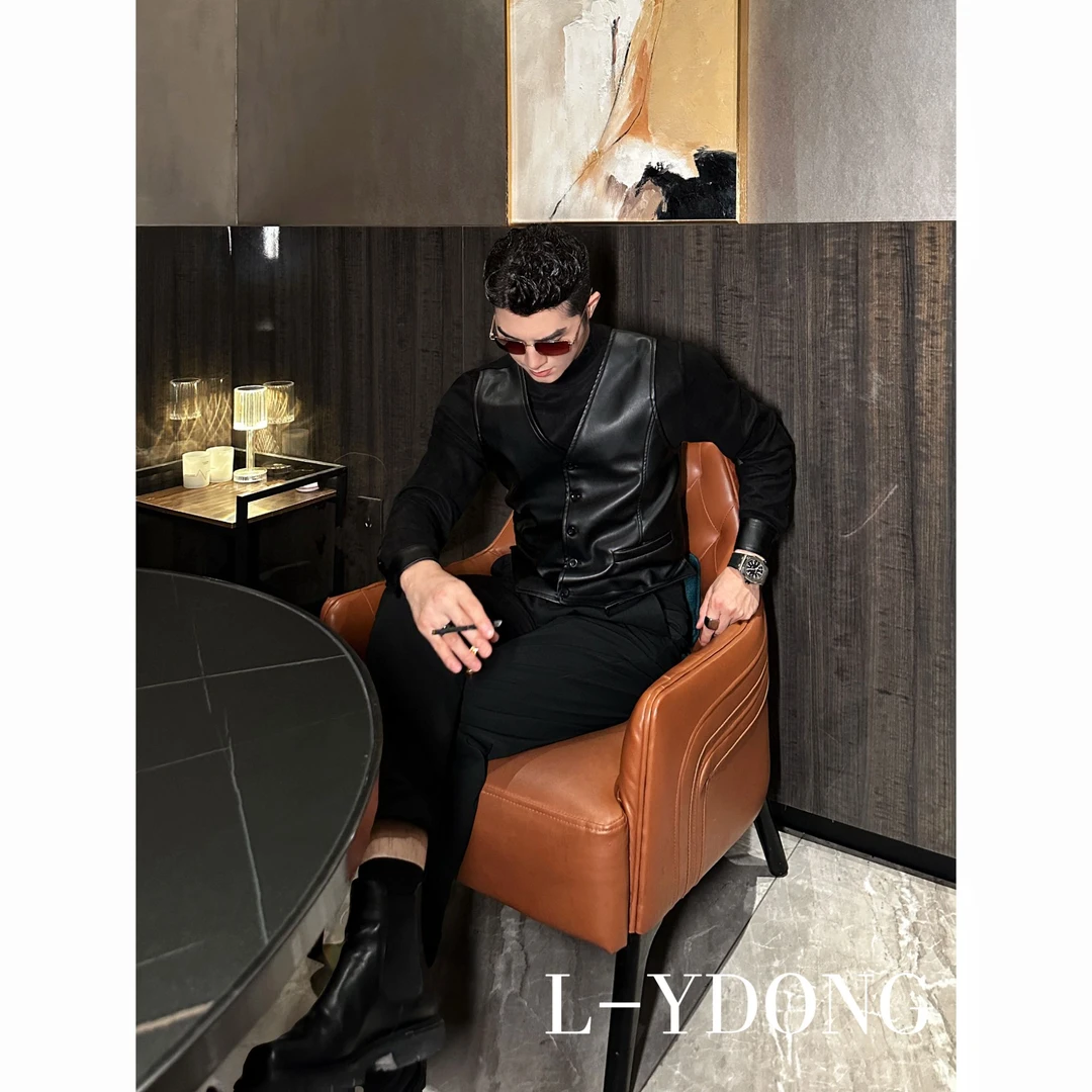 L-YDONG【威廉·弗里德】轻奢假两件英伦风休闲修身马甲拼接T恤7562