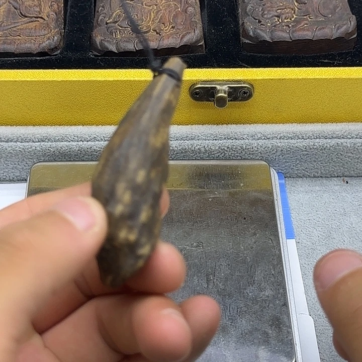 沉香沉香香囊虫漏