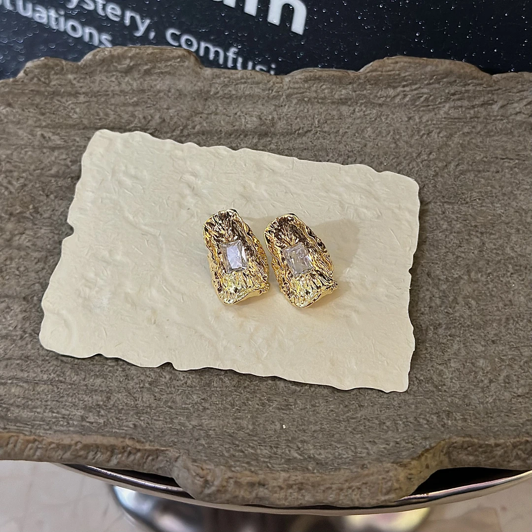 铜合金锆石耳饰 【W009】褶皱方形镶嵌锆石耳钉