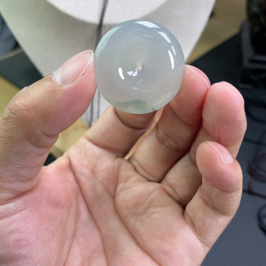 翡翠未镶嵌颈饰30.2*6.0