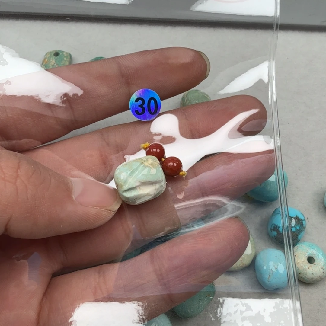 南红玛瑙未镶嵌珠宝奇石