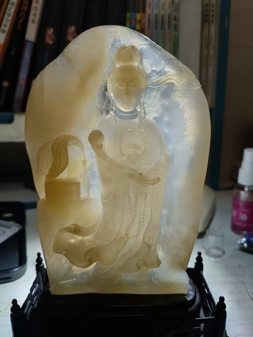 寿山石荔枝冻观音摆件