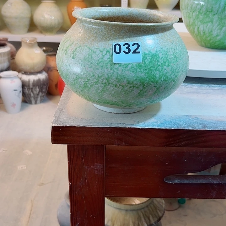 陶瓷精品口14，高15，032，摆件