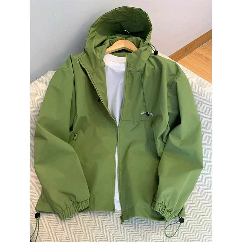 山系户外冲锋衣春秋男女款徒步穿搭防风防水运动情侣休闲连帽外套