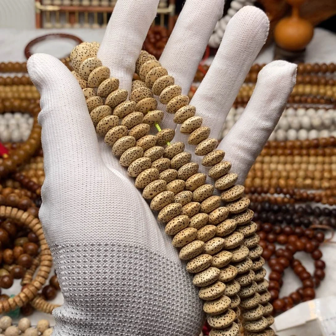 吊坠星月菩提飞蝶6/12