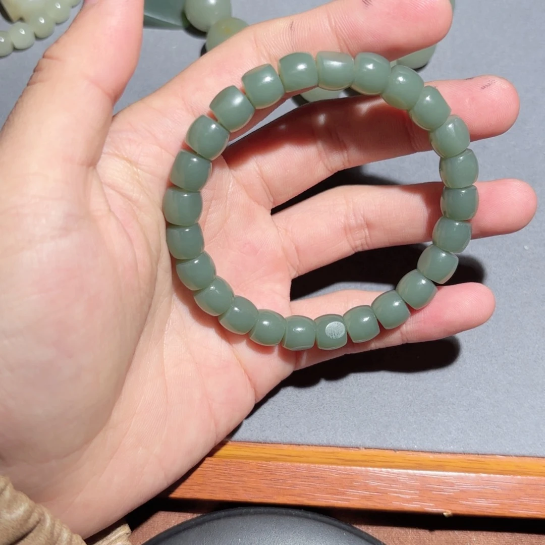 和田玉手链未镶嵌