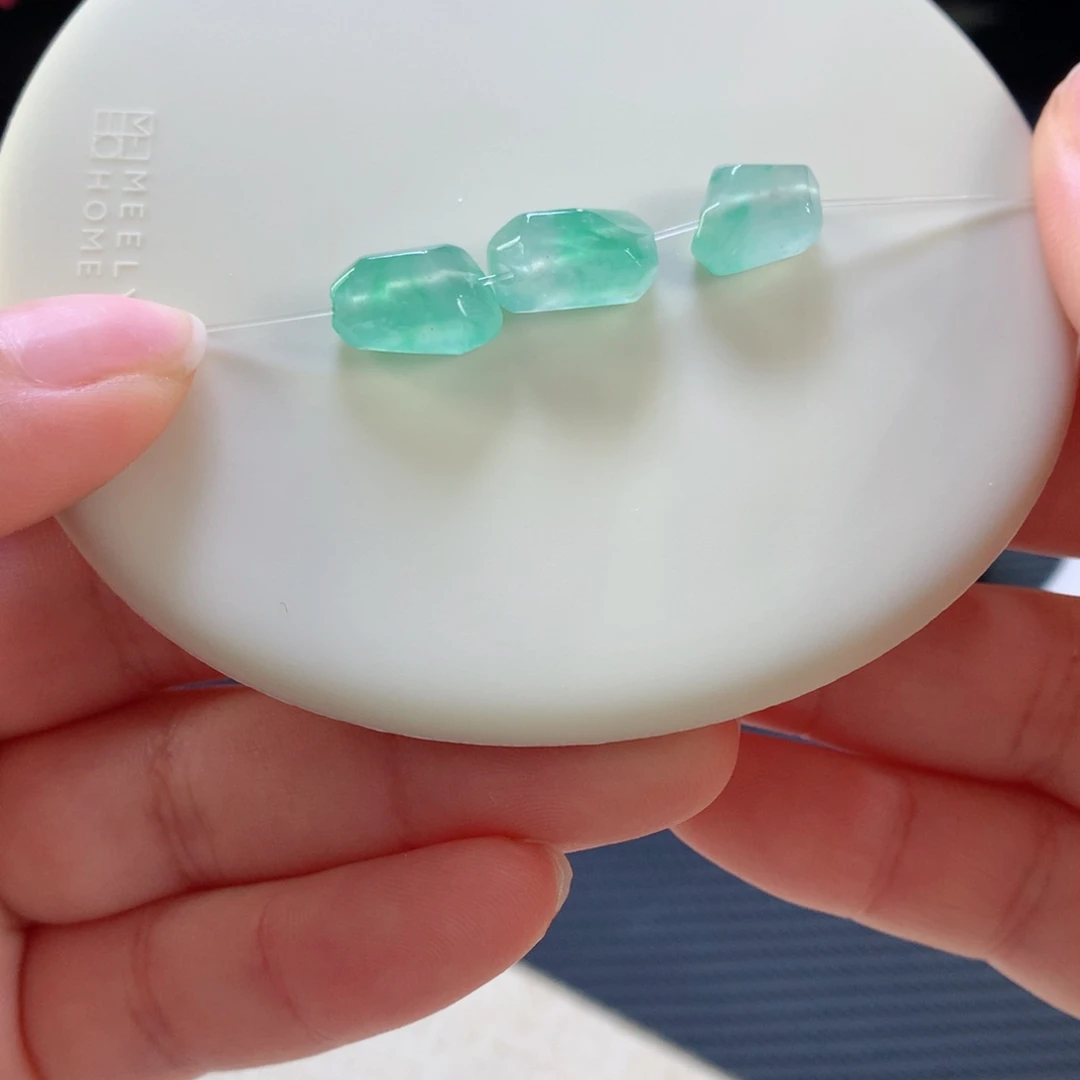 未镶嵌手串翡翠一组