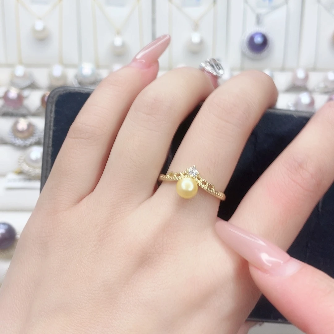 淡水珍珠颈饰合金