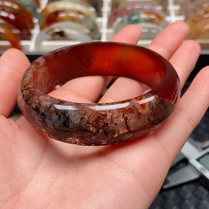 手镯玛瑙/玉髓未镶嵌