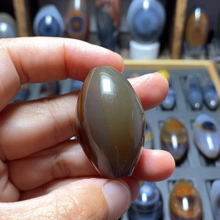 别***？玛瑙/玉髓未镶嵌珠宝半成品