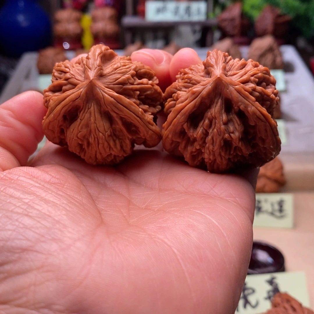 A***.把件文玩核桃麦虎奔