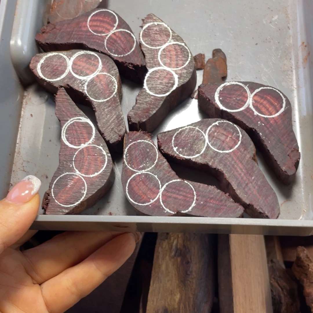 T***o黄花梨/降香黄檀老料