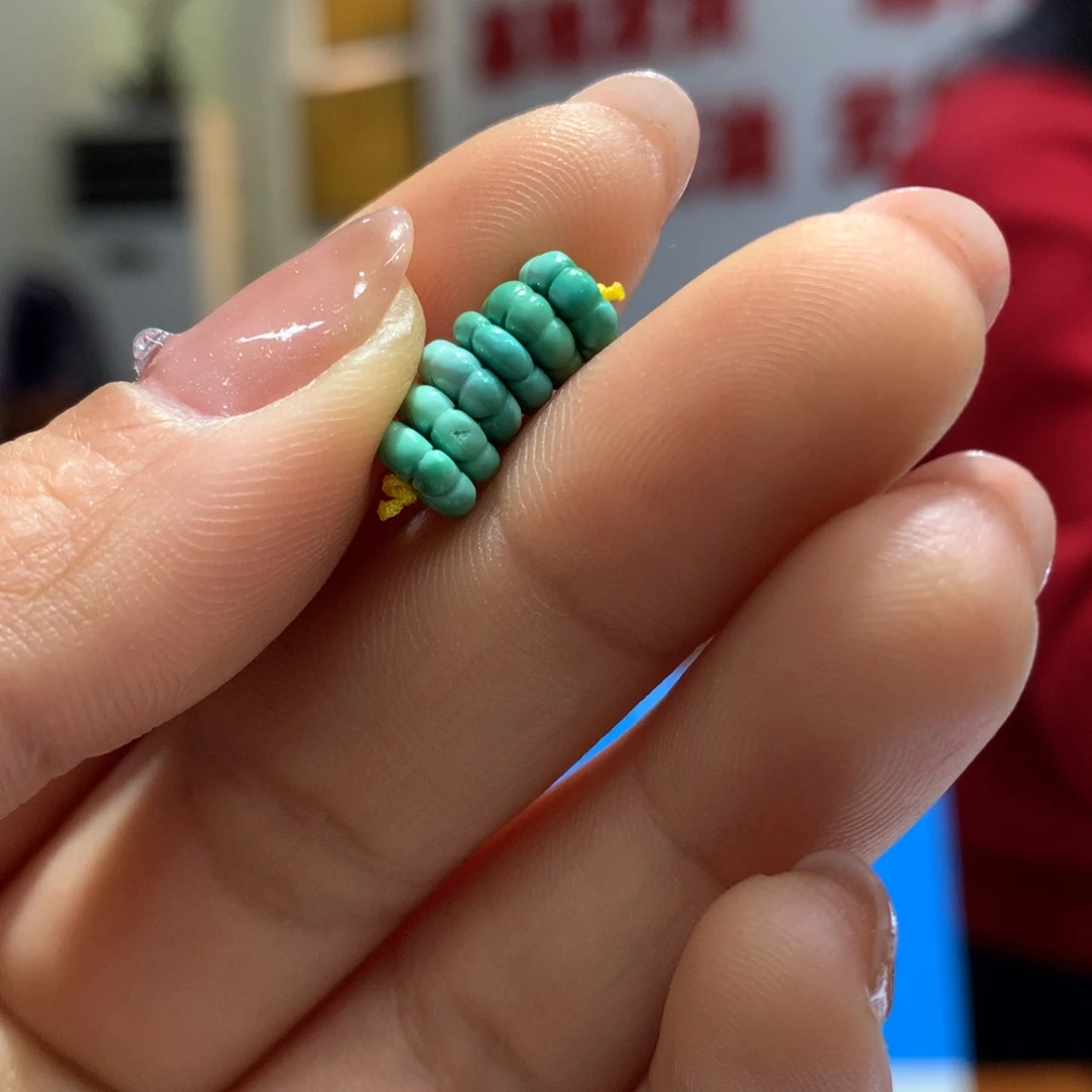 绿松石配饰未镶嵌