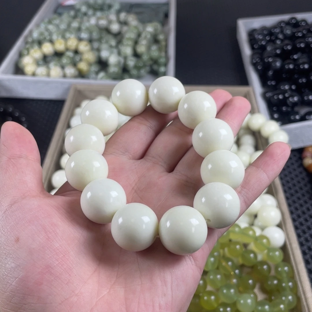 蛇纹石玉未镶嵌手链