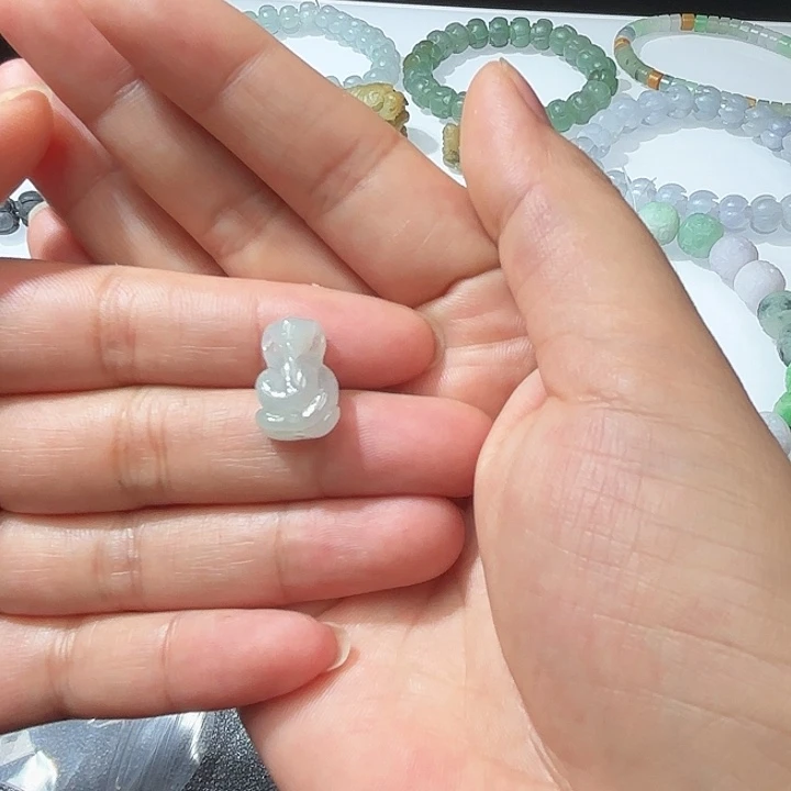 翡翠未镶嵌颈饰天然缅甸翡翠A货蛇不退不换