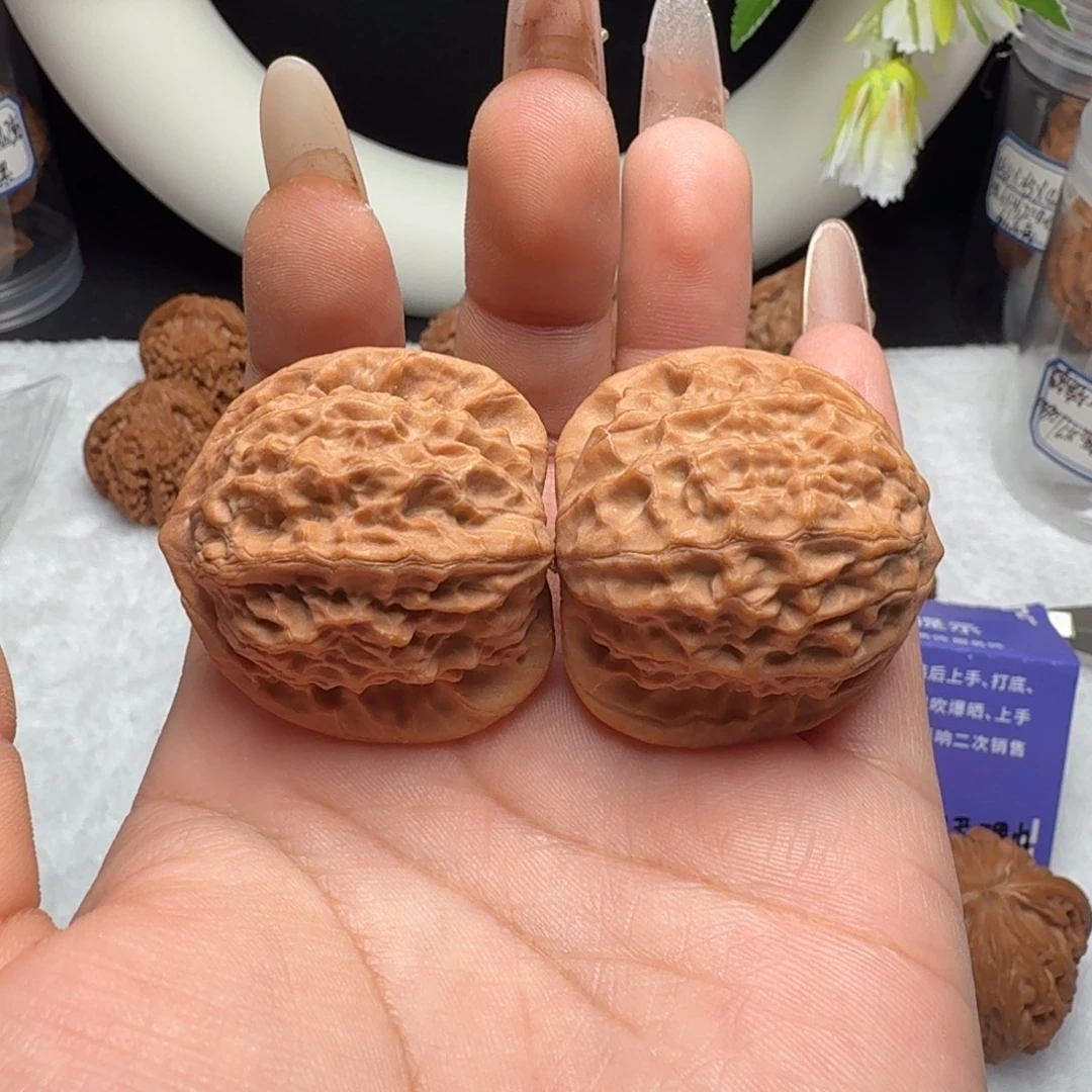 文玩核桃把件瓷娃娃38