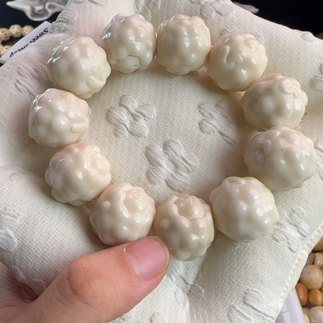 菩提根/象牙果手串微瑕牙果卡22白色云朵羊1串