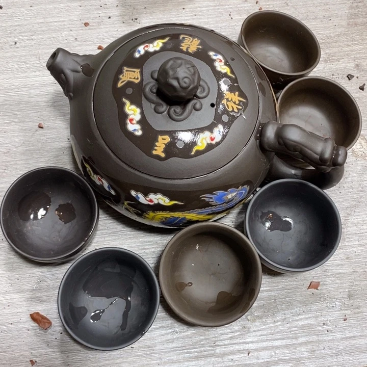 紫砂茶壶我也不知道