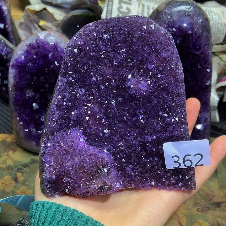 紫晶大型摆件（非配饰）未镶嵌