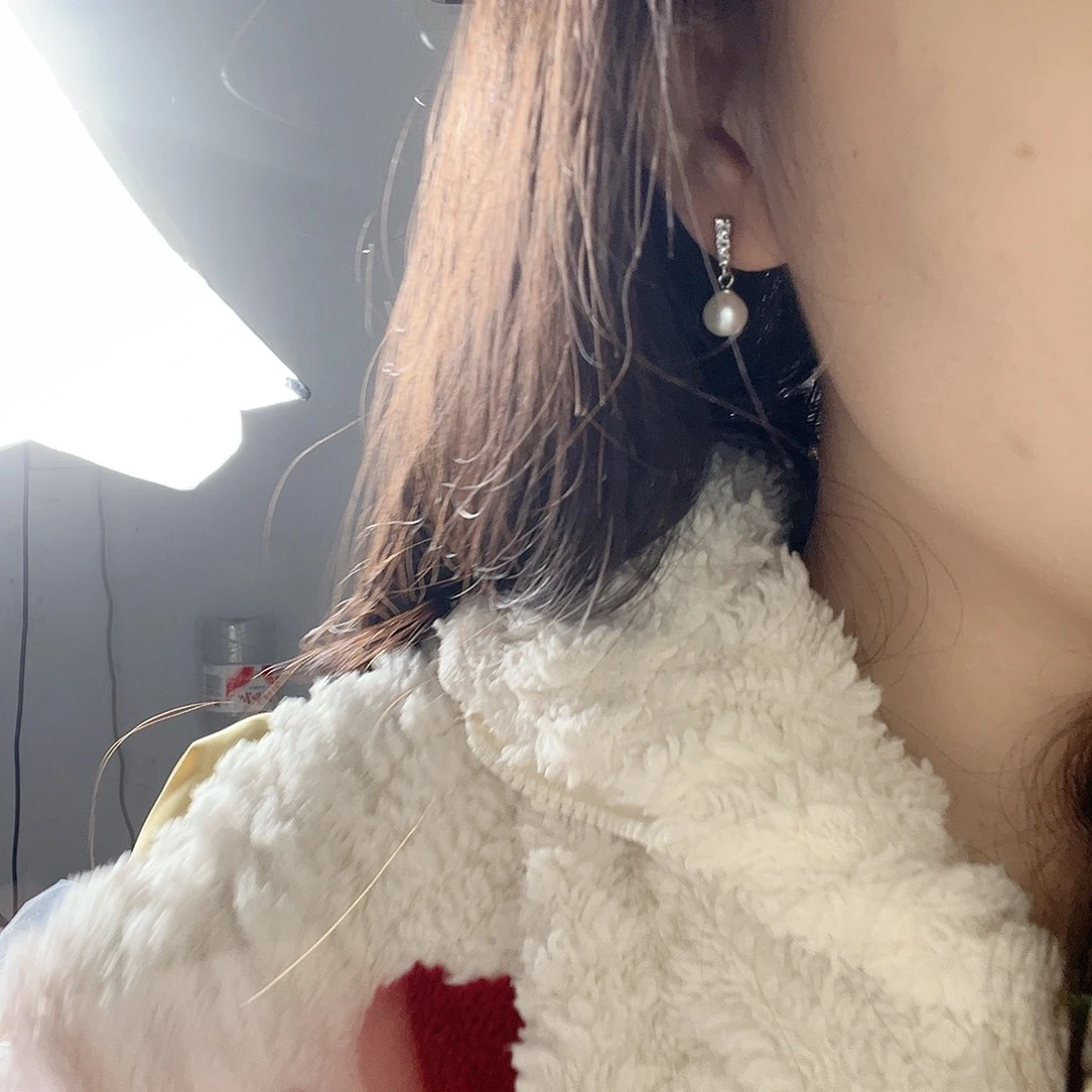 银S925镶嵌淡水珍珠耳饰