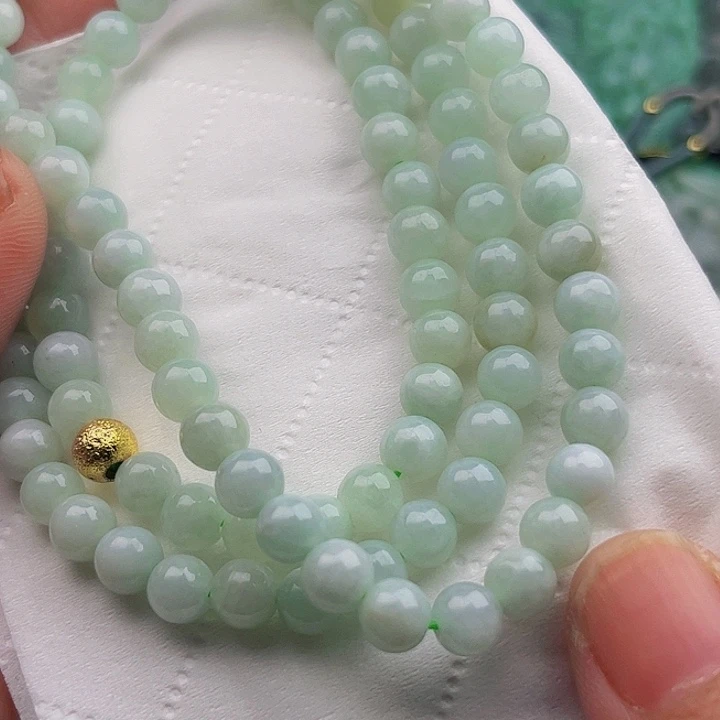 翡翠未镶嵌颈饰挂件