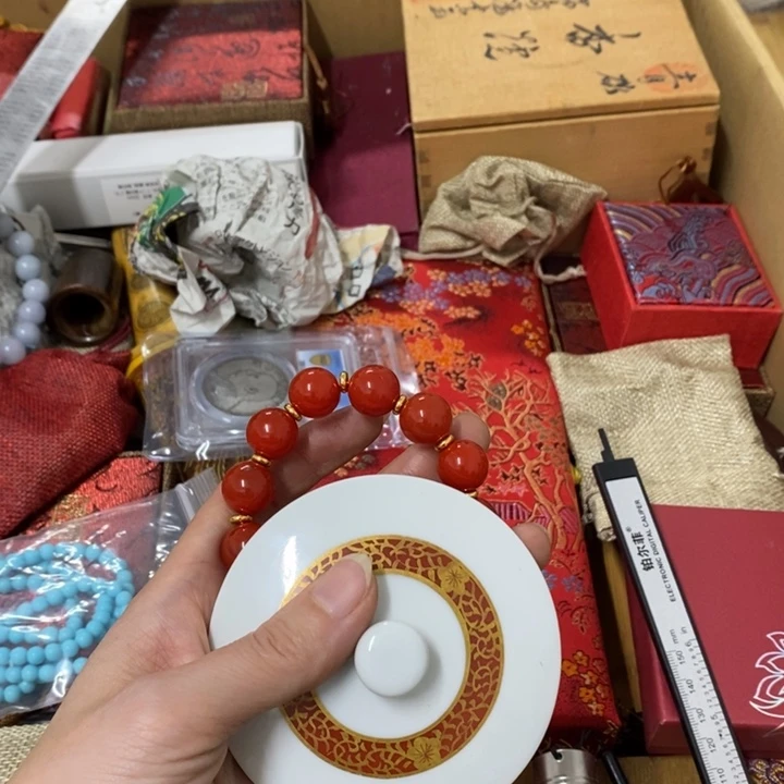 瓷片哈中古工艺品一件