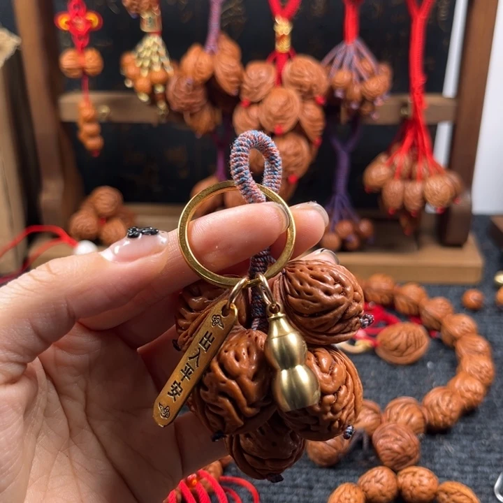 吊坠桃核桃枭挂件L9