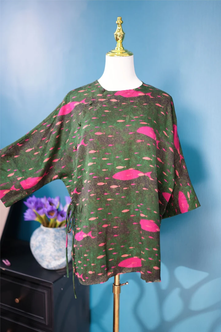 M019.紫色小鱼毛衫