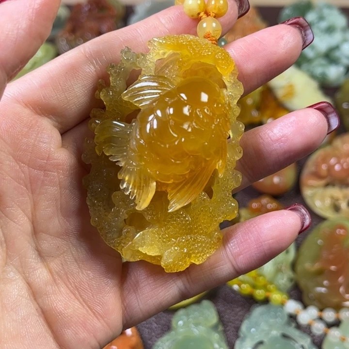 蛇纹石玉吊坠(赠链)未镶嵌忘***！