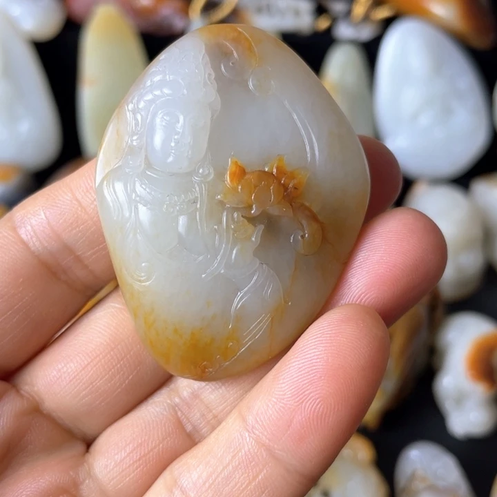 和田玉未镶嵌颈饰