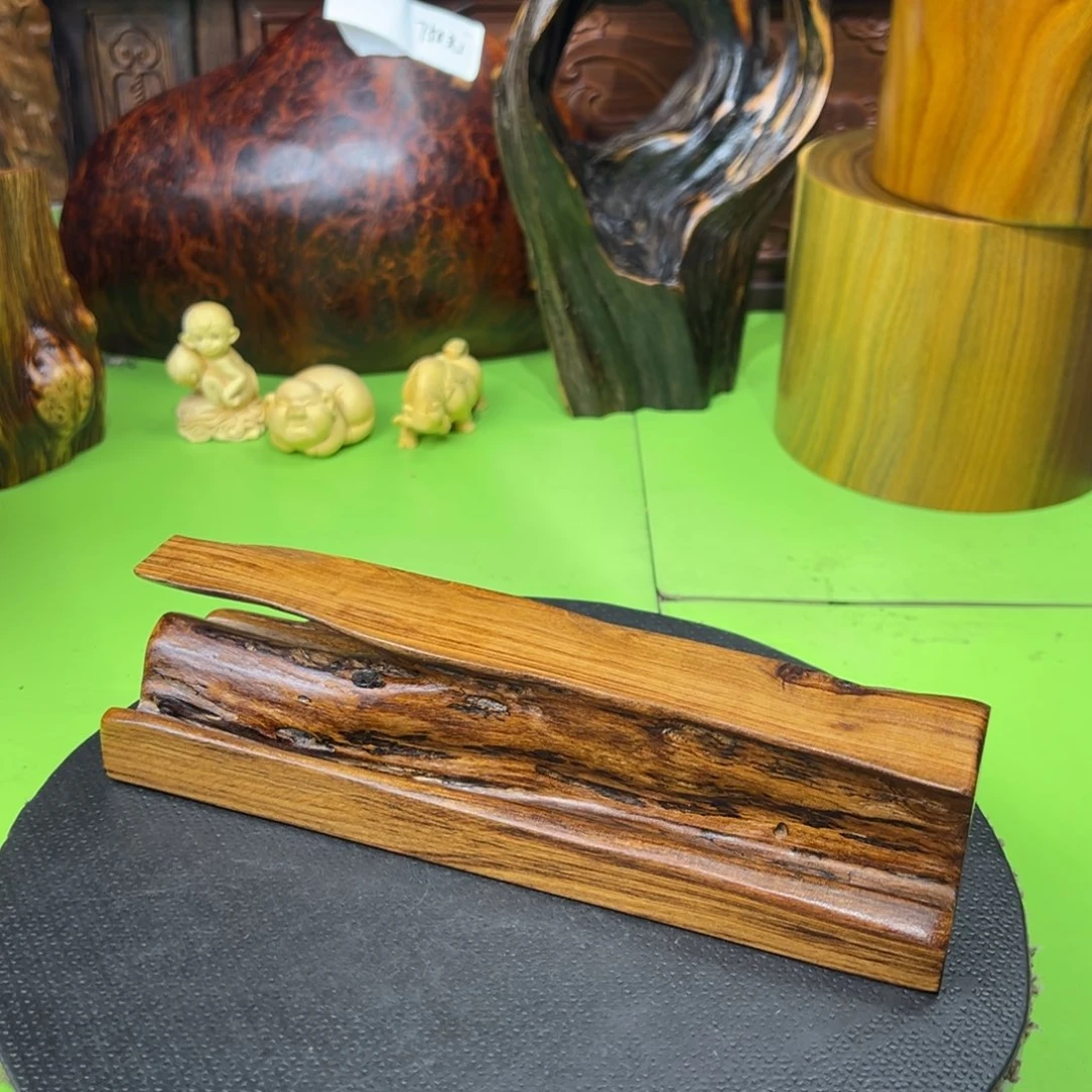往***风大果紫檀（缅甸花梨）
