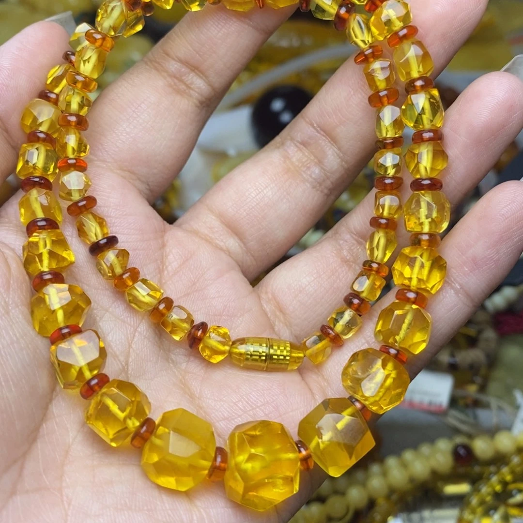 未镶嵌琥珀珠宝奇石