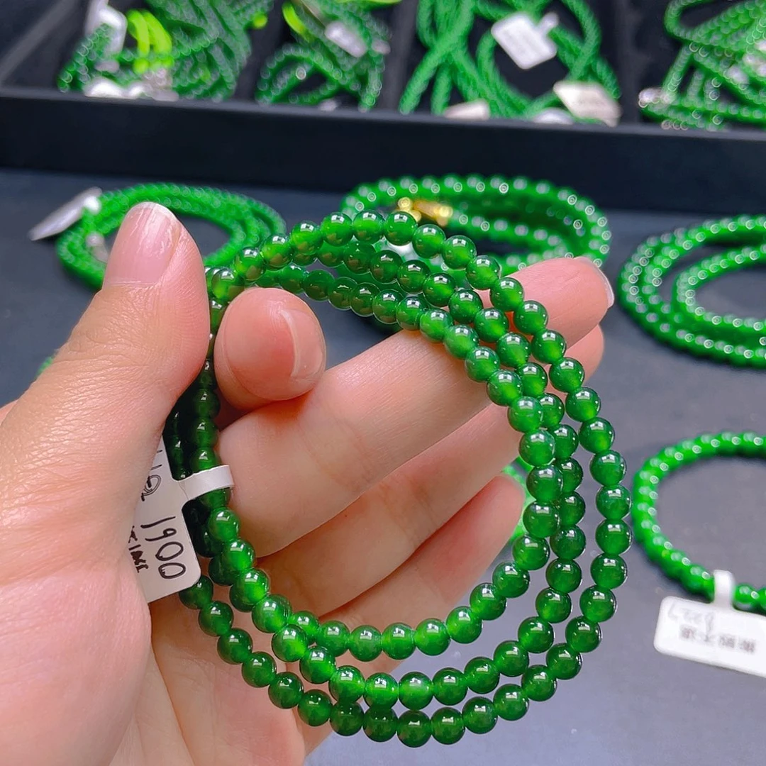 翡翠未镶嵌颈饰