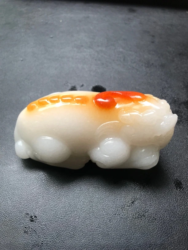 新疆和田玉貔貅摆件576克