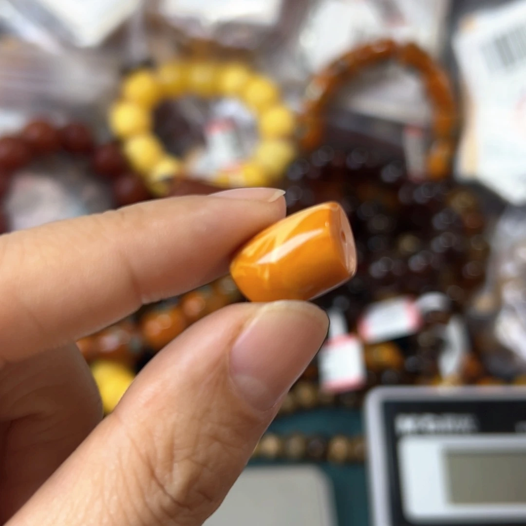 琥珀珠宝奇石未镶嵌450